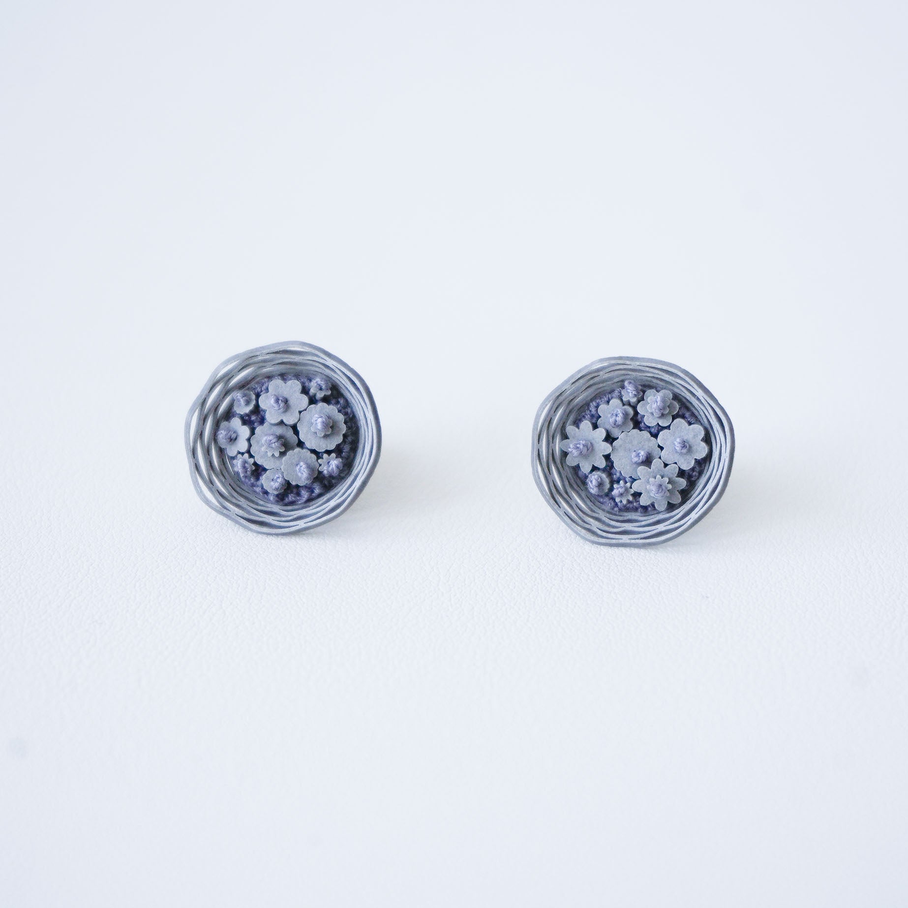花かごピアス M | sumie