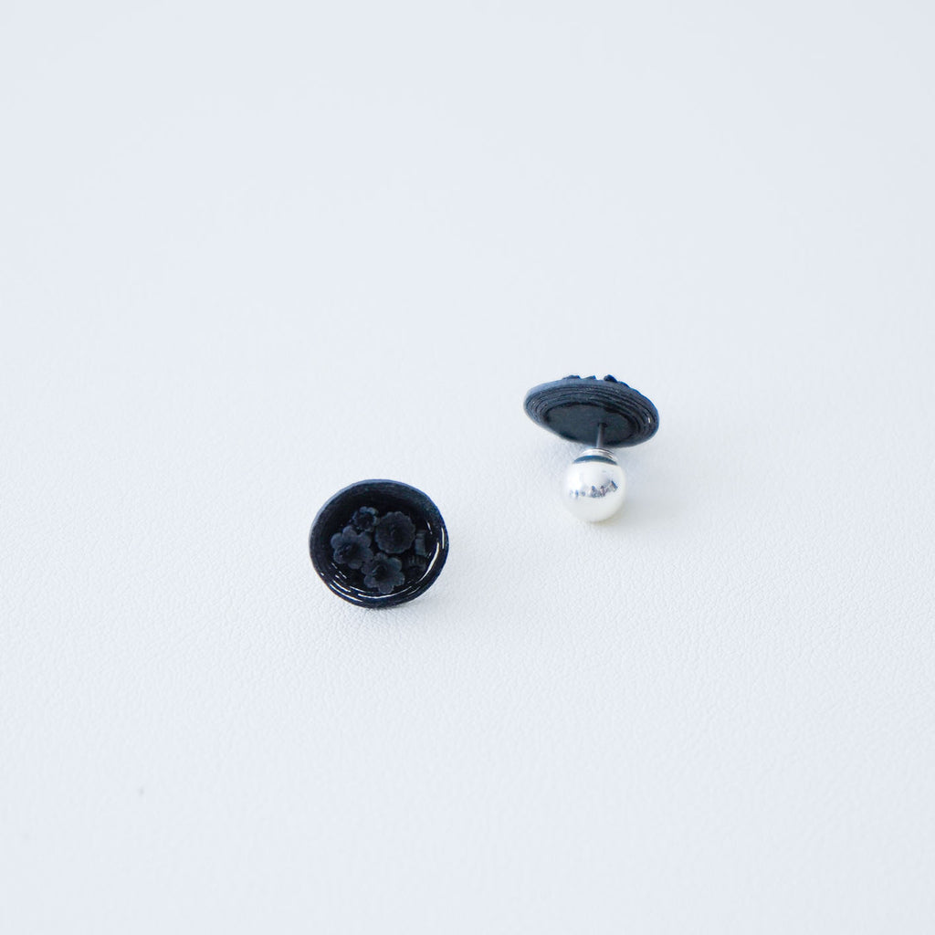 花かごピアス S | sumie
