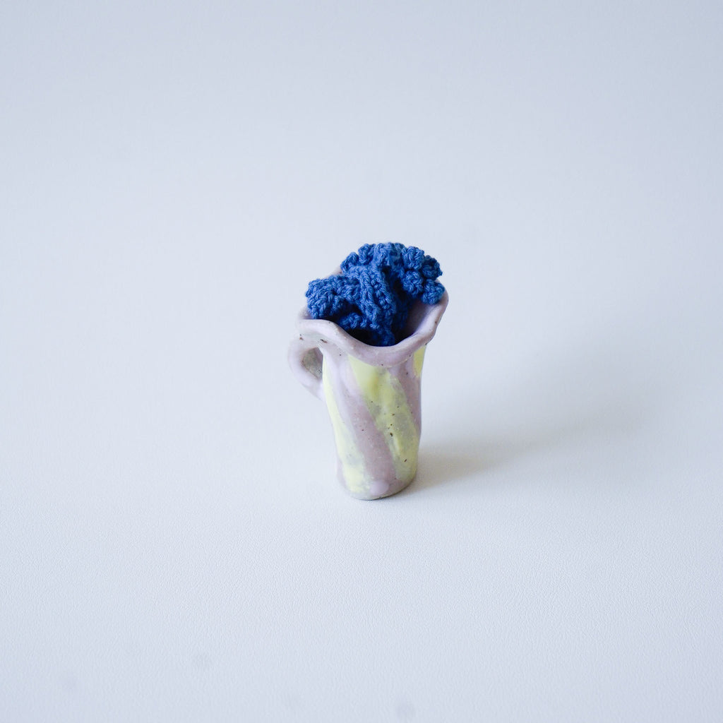 vase 043 | chichiri