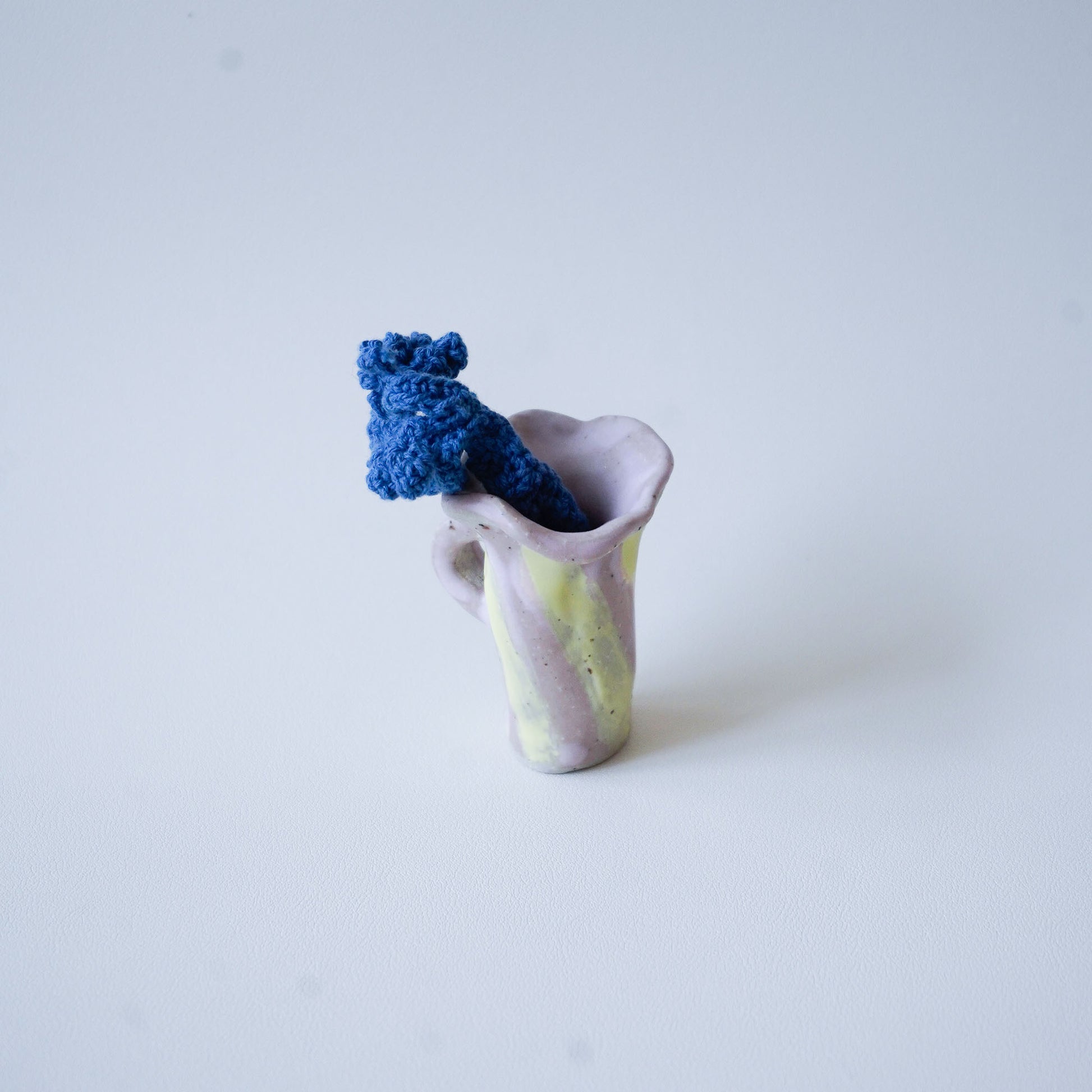 vase 043 | chichiri